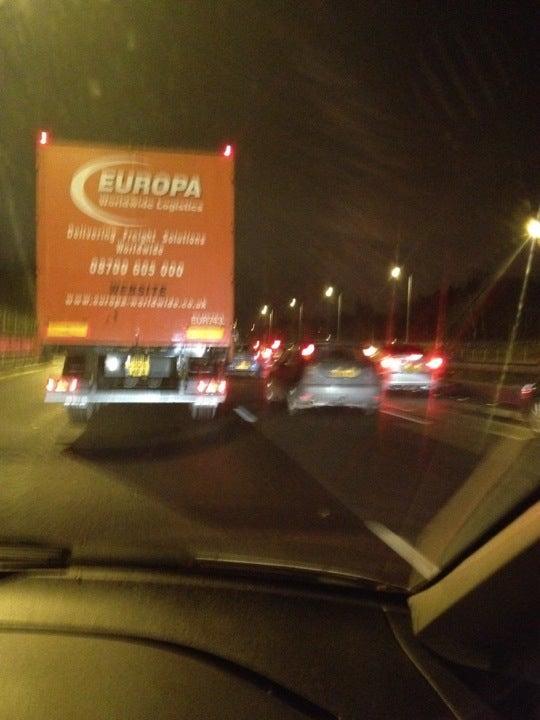 M25 Junction 30