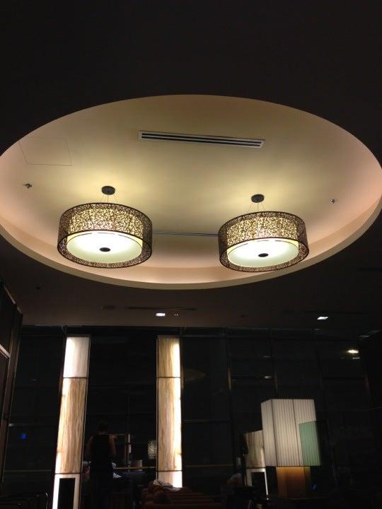 KrisFlyer Gold Lounge (Terminal 3)