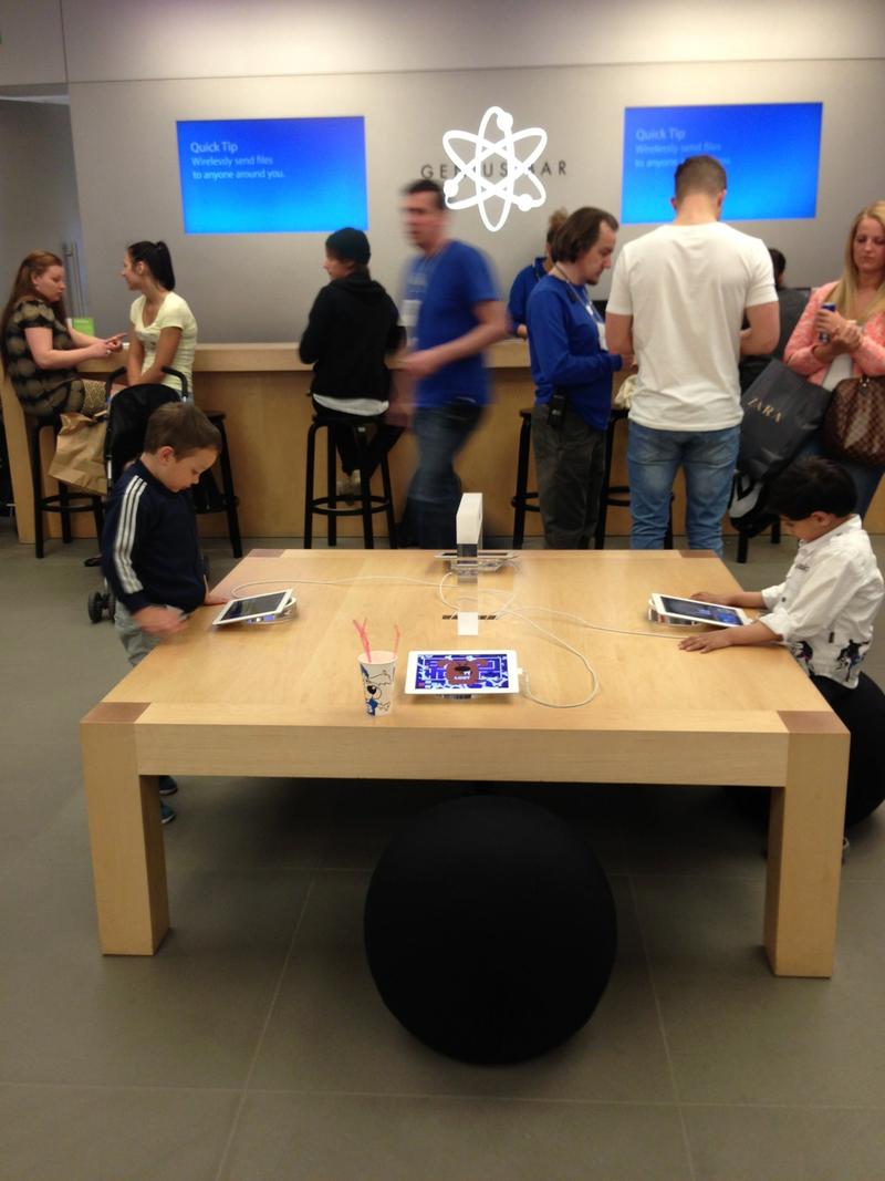 Apple Lakeside