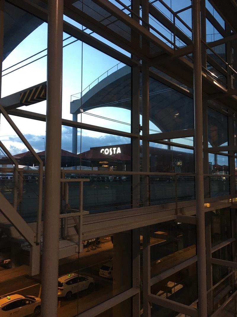 Passenger Terminal (Terminal de Pasajeros)