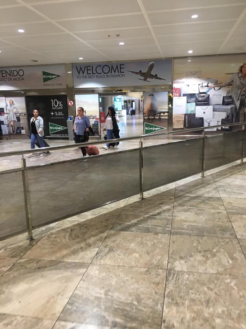 Passenger Terminal (Terminal de Pasajeros)